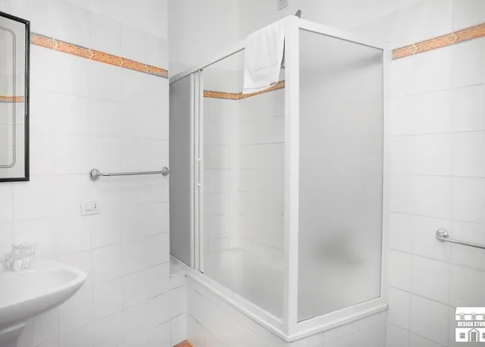 Torretta 4 By Design Apartamento Bellano